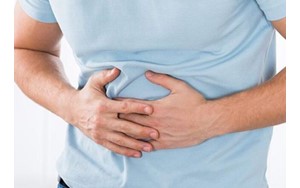 دلیل اصلی انسداد روده بر اثر مصرف خرمالو چیست؟ 